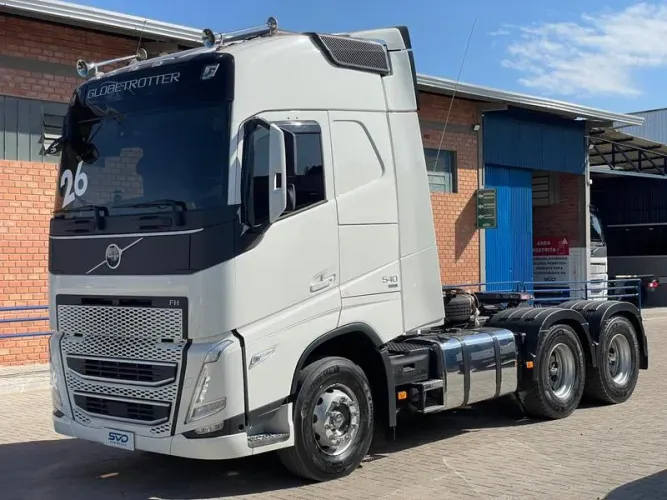 VOLVO FH 540 6X4 GLOBETROTTER 2026 - 135 MIL KM - TANQUE ADICIONAL