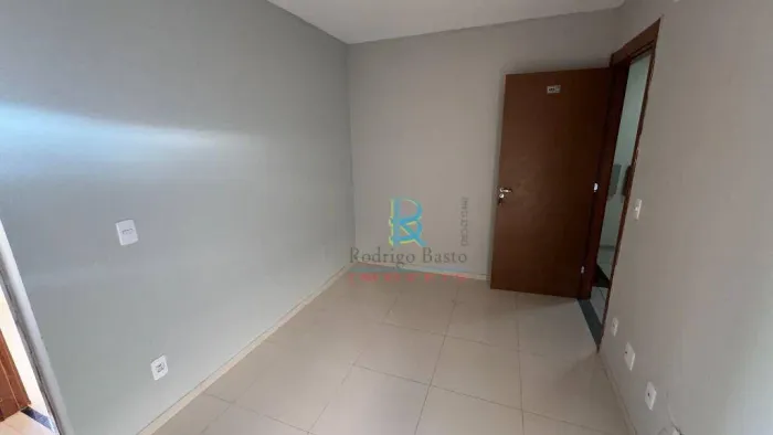 Apartamento com 2 dormitórios para alugar, 42 m² por R$ 1.405,00/mês - Coaçu - Eusébio/CE
