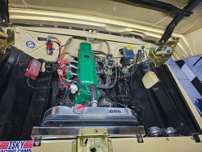 Chevrolet C-10 2.5/4.1 1976