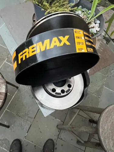 Par Disco de Freio Dianteiro Ventilado GM Corsa Montana 