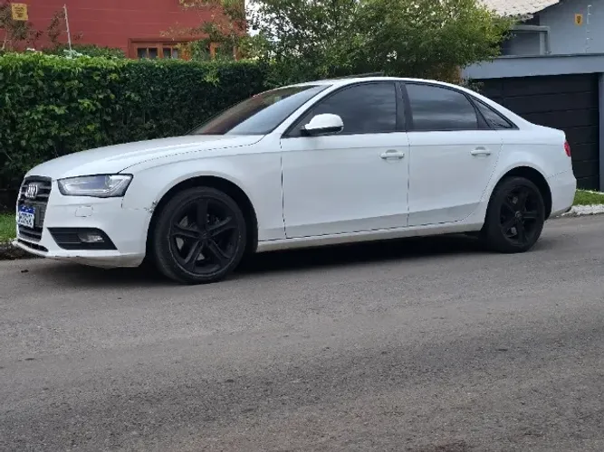 Audi A4 2.0 16V TFSI 183/180cv Multitronic 2013