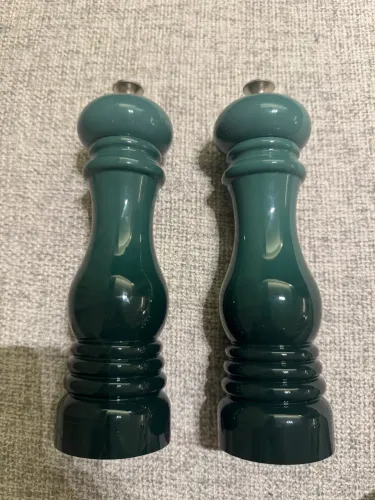 Moedor de sal e Pimenta Le Creuset NOVO