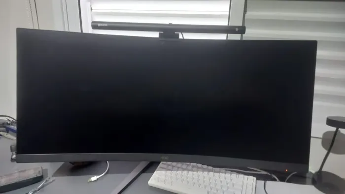 Monitor curvo AOC Agon Quad 34" Ultrawide preto 127/220v
