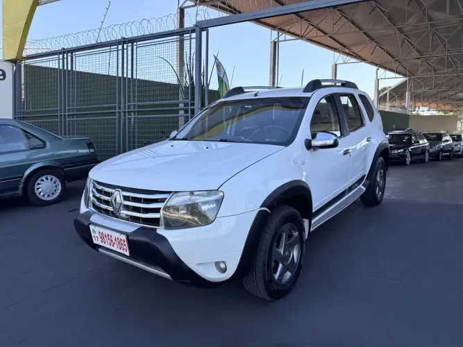 Renault Duster Dynamique 2.0 Hi-flex 16V Aut. 2014