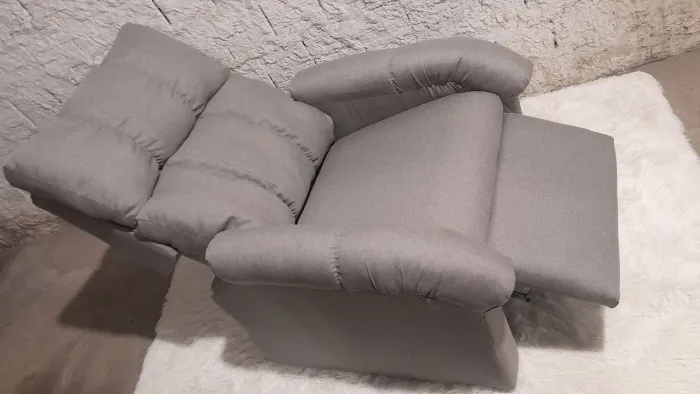 Poltrona reclinavel 