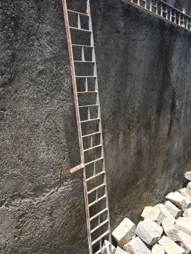 Grande de ferro de qualidade.