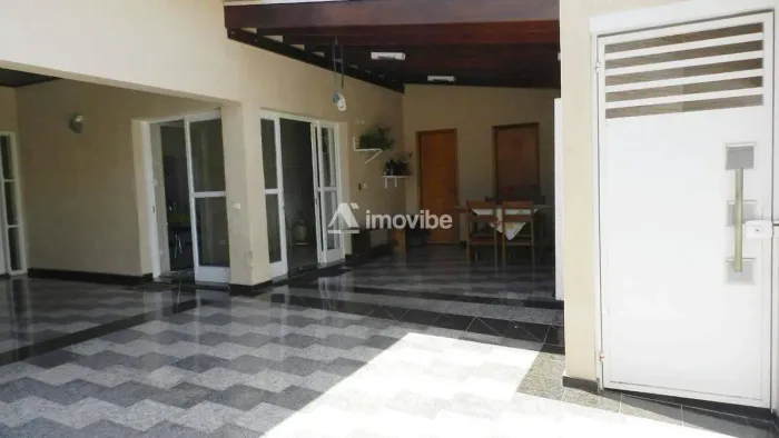 Casa à venda no Jardim Bela Vista em Americana com 3 dormitórios e área gourmet