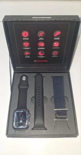 Smartwatch Chilli Beans - Kit Completo com 3 Pulseiras (Estado de Novo)