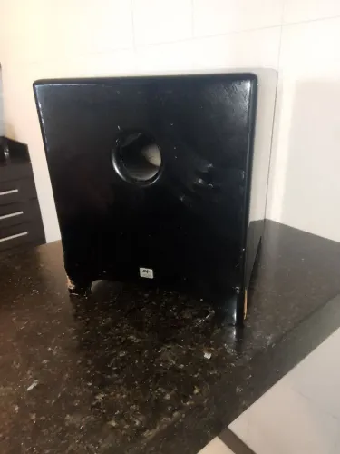 Subwoofer AAT modelo modern 10 