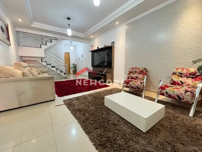 Casa em Rua Alvinópolis - Parque Xangri-Lá - Contagem/MG