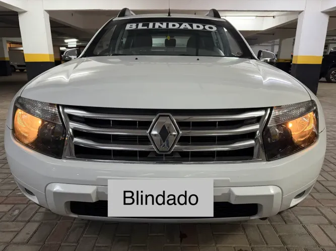 Renault Duster Dynamique 2.0 Hi-flex 16V Aut. 2014