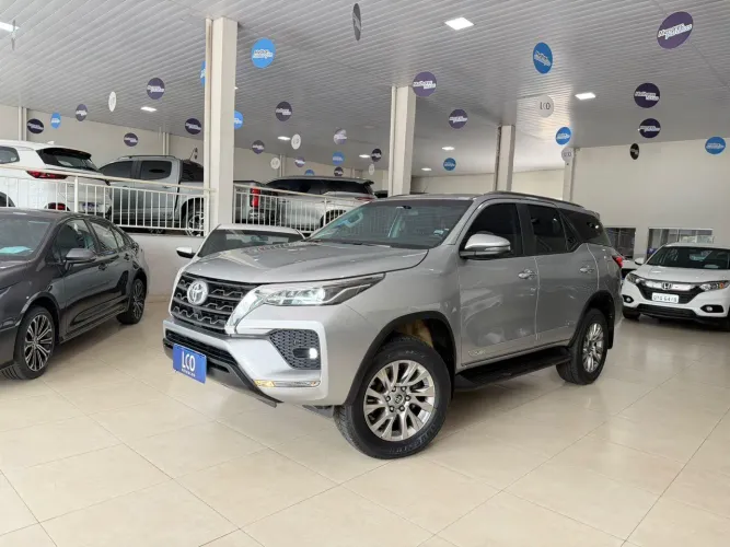 Toyota Hilux SW4 2.7 16V 2021