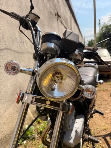 Intruder 125
