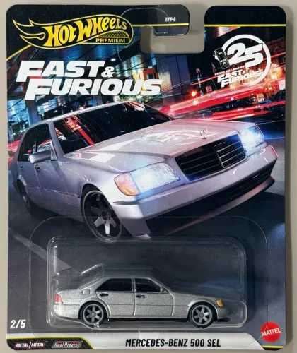 Hot wheels premium Mercedes benz 500 sel