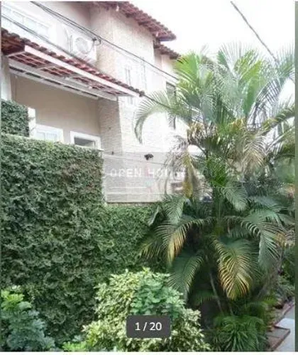 Casa à Venda em Sapê