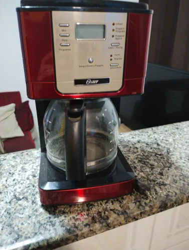Cafeteira programável Oster