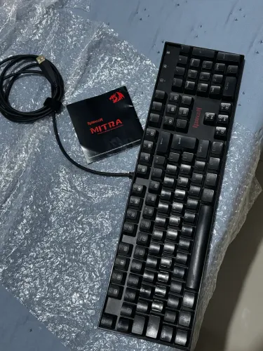 Teclado mecânico Redragon Mitra