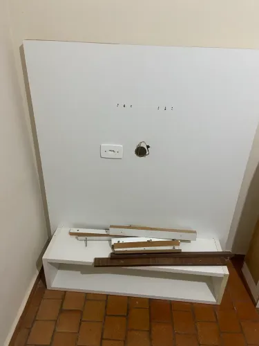 Painel para TV com dois nichos 1,10 por 1,30