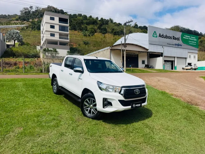 Toyota Hilux CD SRV 4X4 2.8 TDI Diesel Aut. 2020