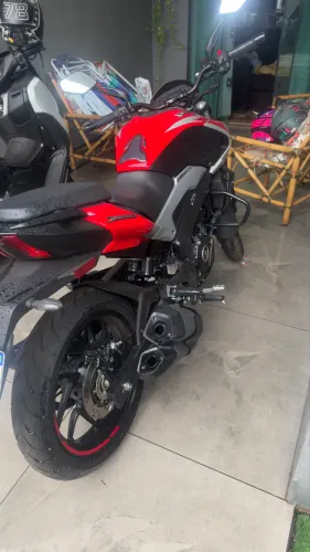 Bajaj Dominar 250 - zera