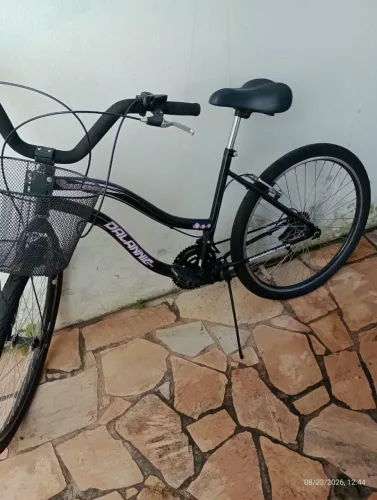 Vendo bicicleta, capacete, cadeado e bomba para encher pneu!