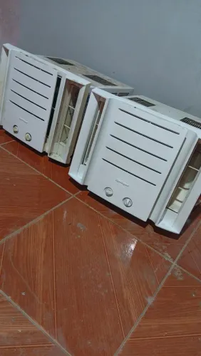Vendo dois ar condicionado
