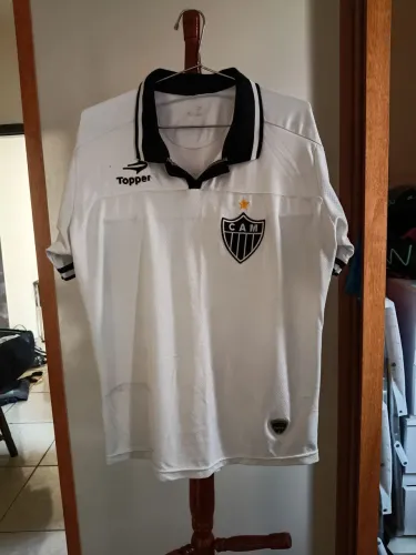 Camisa feminina (G) Topper branca do Atlético-MG da temporada 2017