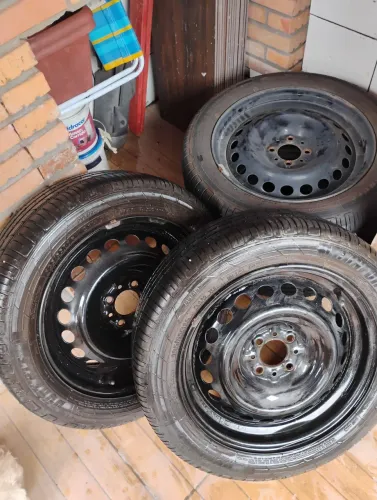 Rodas aro 16 com 4 pneus novos montados