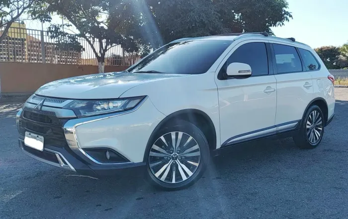 Mitsubishi Outlander HPE 2.0 16V 5P Aut. 2019