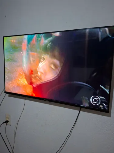 Vendo essa TV de 40 polegadas muito nova