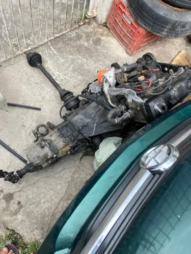 Motor 1.8 do Santana Troco por rodas 17