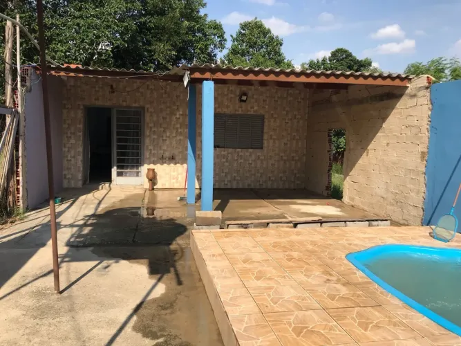 Vende-se chácara
