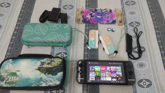 Nintendo Switch OLED Desbloqueado + Acessórios