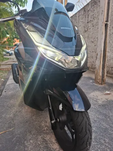 Vendo Honda PCX 2025 DLX