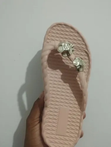 Sandália Feminina Delicada - Conforto e Elegância para o Dia a Dia! ?