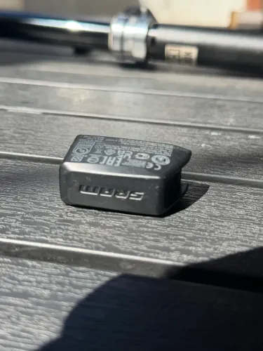 Canote retrátil Reverb AXS eletrônico