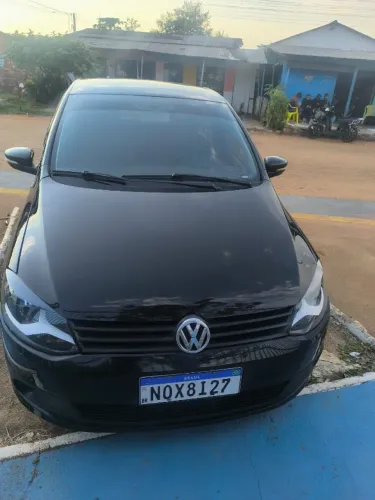 Volkswagen Fox 1.0 MI Total Flex 8V 5P 2011