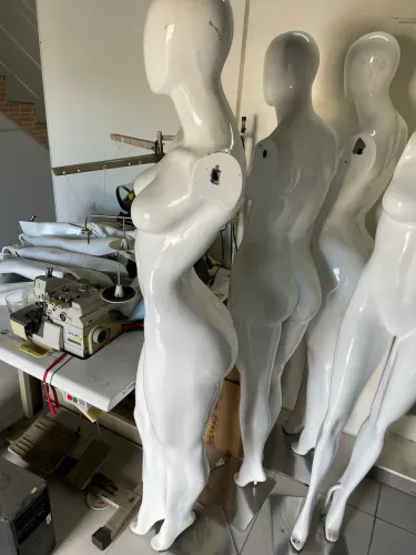 Manequim feminino 