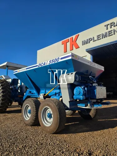 cod. 1502 DISTRIBUIDOR DE CALCARIO TATU 5.500 KG - Tk Tratores Nova Andradina-MS