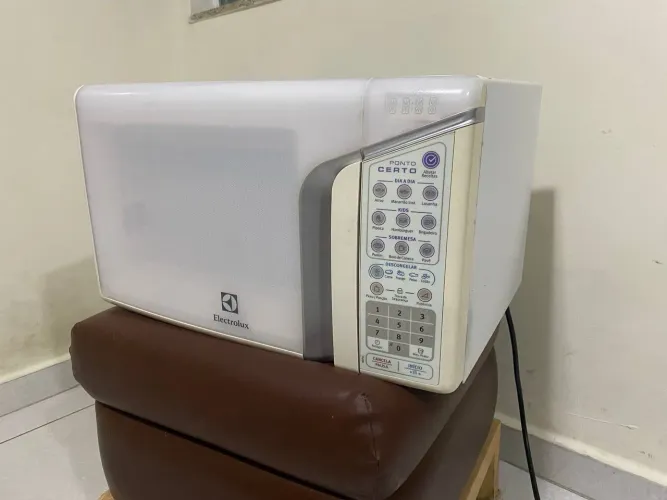 Microondas Electrolux 31L 127V