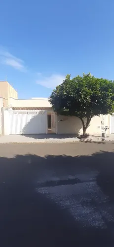 Casa no Celina Dalul para Locação