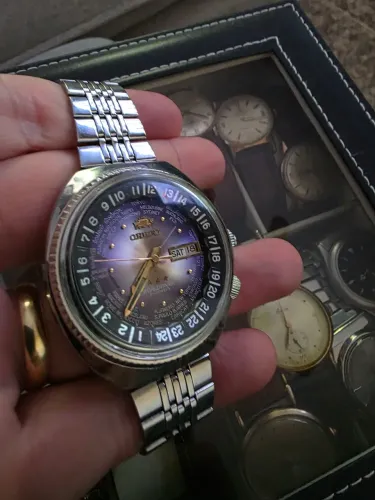 Orient Word Diver