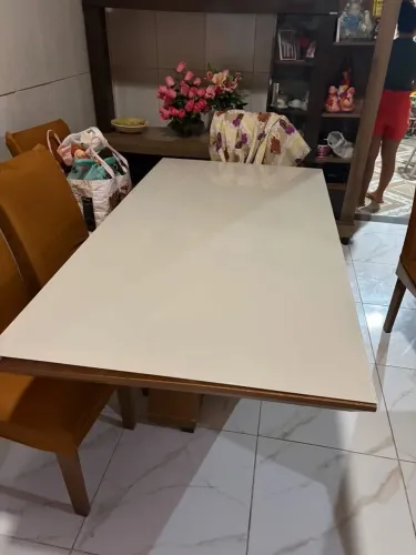 Mesa 1,80 com tampo de vidro - SEM CADEIRAS