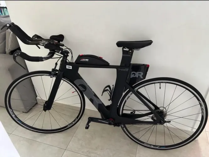 Bike TT QR PR Three tamanho 48 fibra de carbono