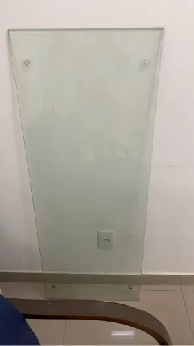 Vendo uma cadeira de cabeceiro