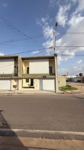 Duplex à venda Localizado no melhor bairro da cidade - Paraviana