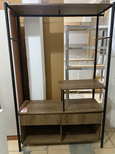 Estante / closet aberto