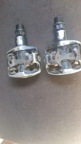 Pedal clips,Marca Shimano