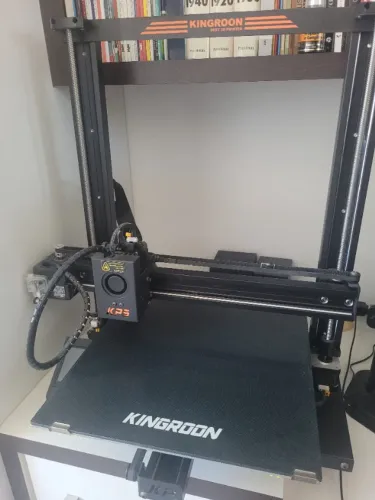 Impressora 3D kingroon kp5l 300x300x330