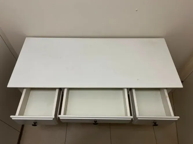 Mesa Branca Provençal, 3 Gavetas (Aparador, Buffet, Escrivaninha, Penteadeira)